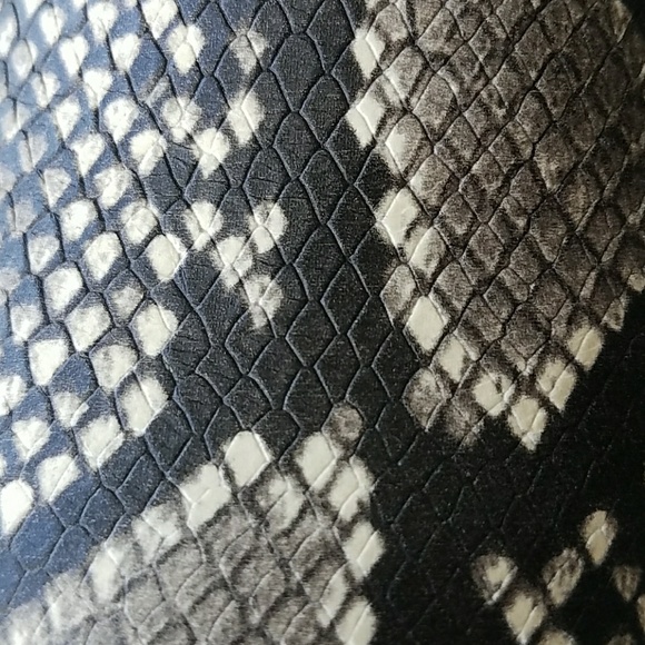 NEW Michael Kors python snakeskin gored sneakers - Picture 4 of 8